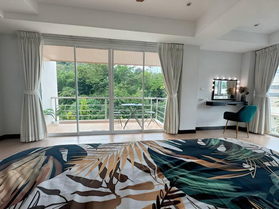 4 Bed Penthouse With 3 Terraces Appartement Patong Buitenkant foto